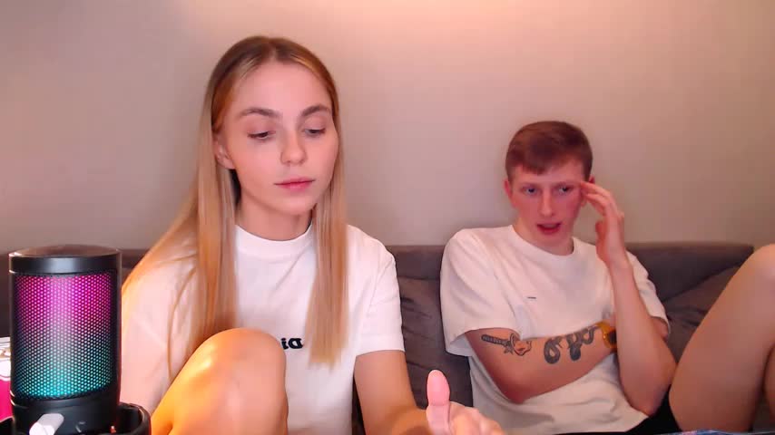 juliaanddima Live Sex December 13, 2025