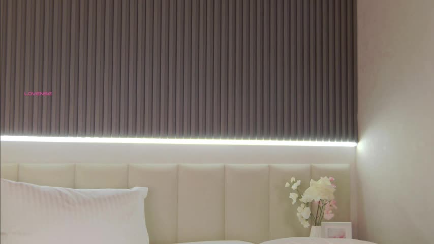 NikaDines Live Sex December 14, 2025