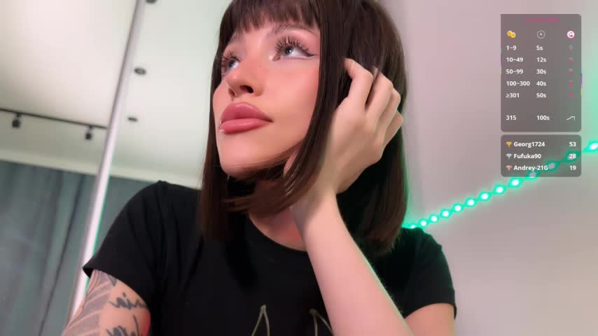 ellie_miu Live Sex December 6, 2025