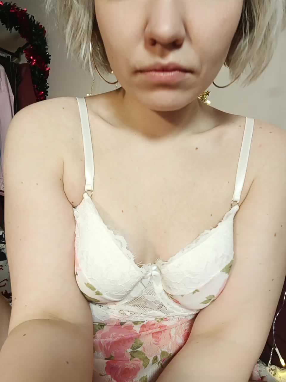 LadyAnny Live Sex December 12, 2025