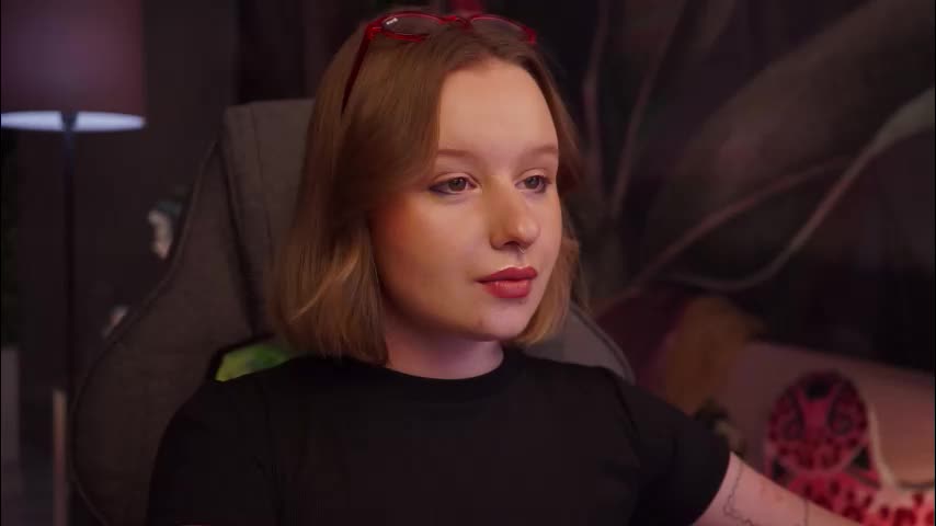 red_queeen Live Sex December 6, 2025