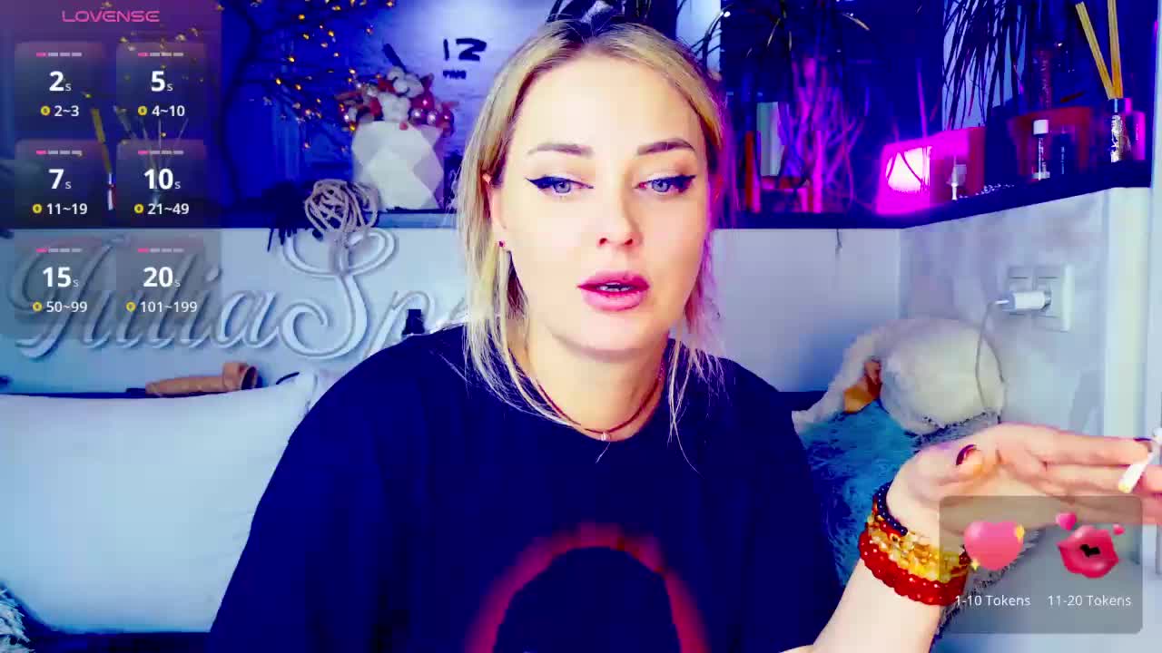 _JuliaSpace_ Live Sex December 6, 2025