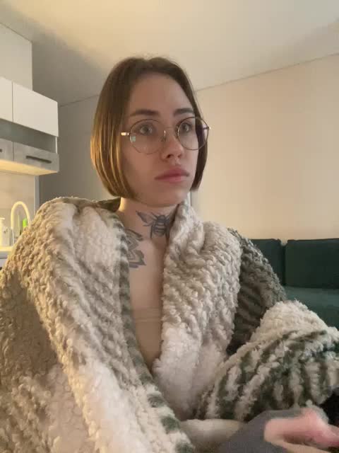 v_-_-_v Live Sex December 6, 2025