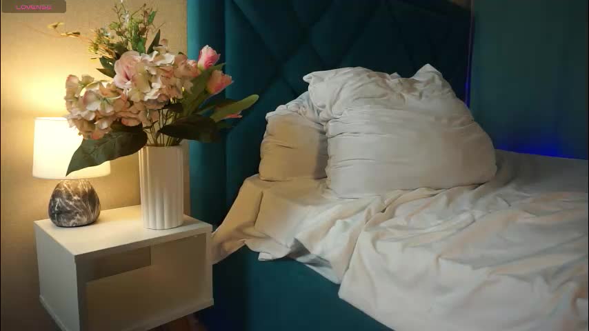 gizefto Live Sex December 12, 2025