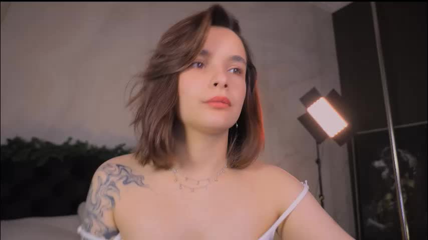 bella_alita Live Sex December 14, 2025