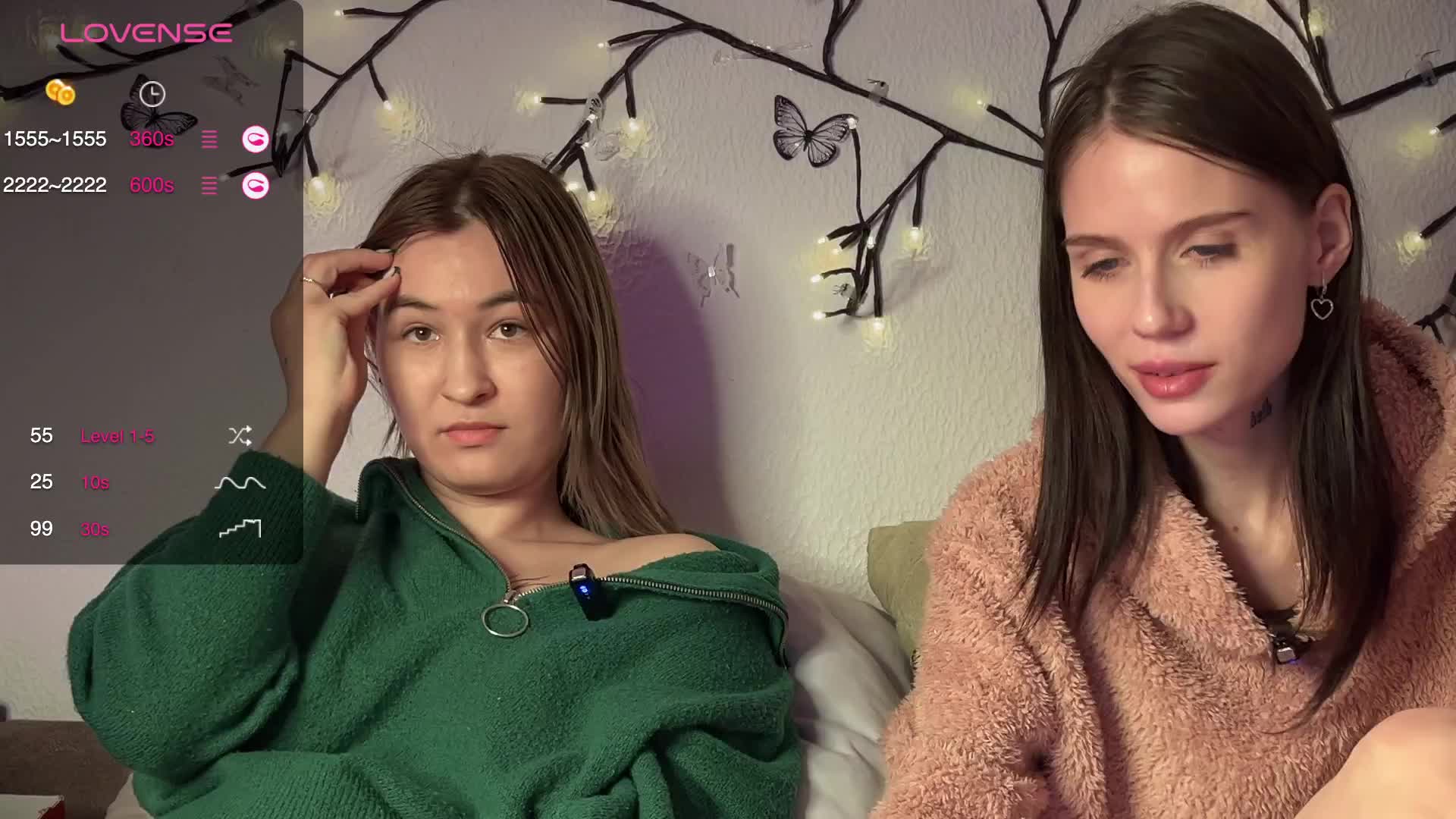 _Two_Chicks_ Live Sex December 13, 2025