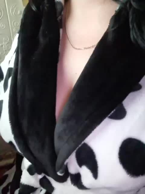 --A--- Live Sex December 7, 2025