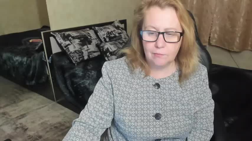 Frau_Marta Live Sex December 7, 2025