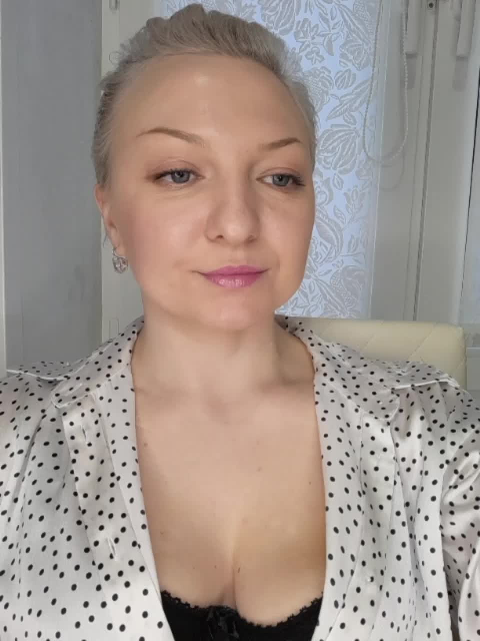 Anesteishen Live Sex December 14, 2025