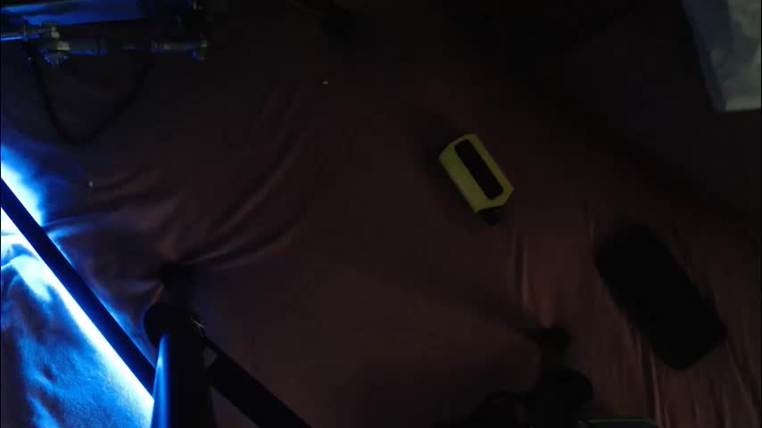 latex2003 Live Sex December 14, 2025