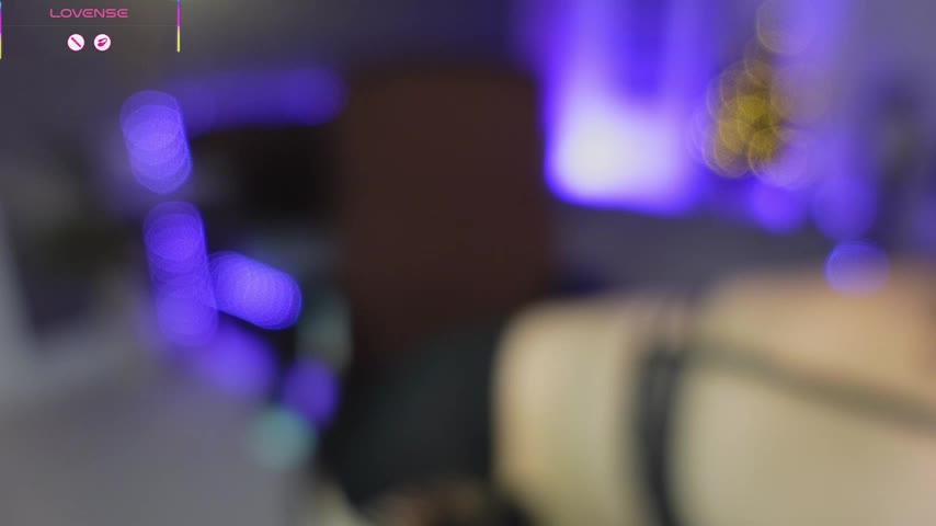 Miss_Elia Live Sex December 13, 2025