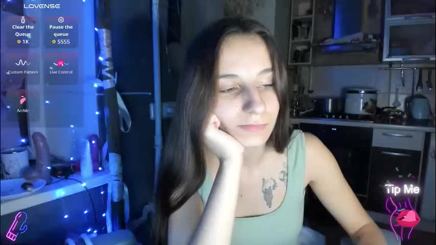 _nika_kik Live Sex December 14, 2025