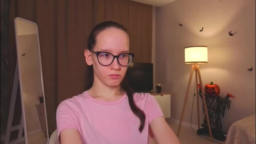 lynettebails Live Sex December 7, 2025