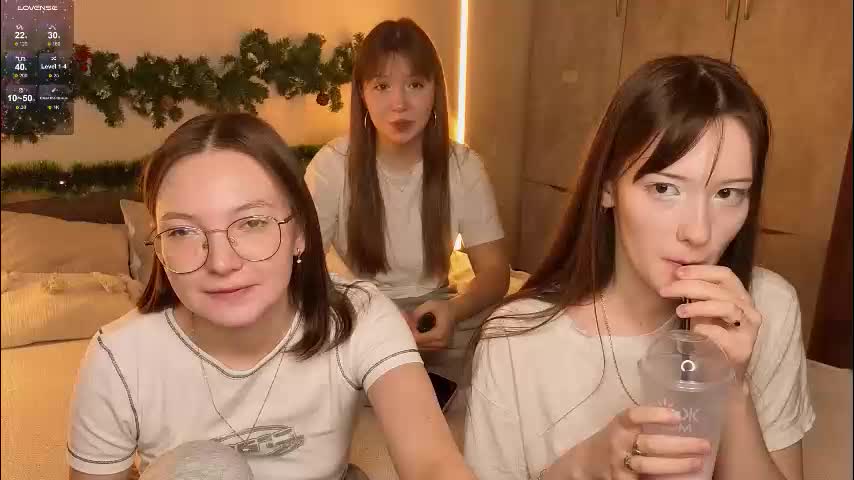 _reverse_gang_ Live Sex December 14, 2025