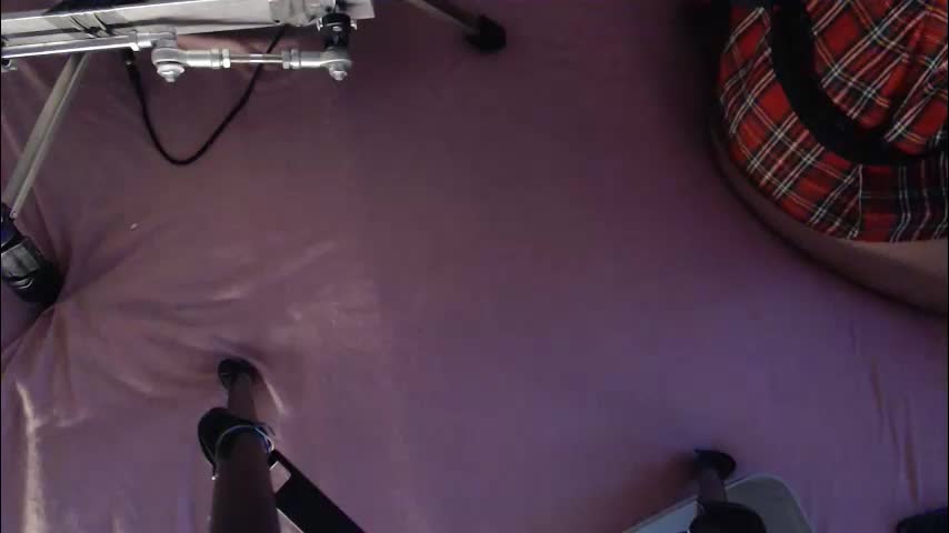 latex2003 Live Sex December 14, 2025