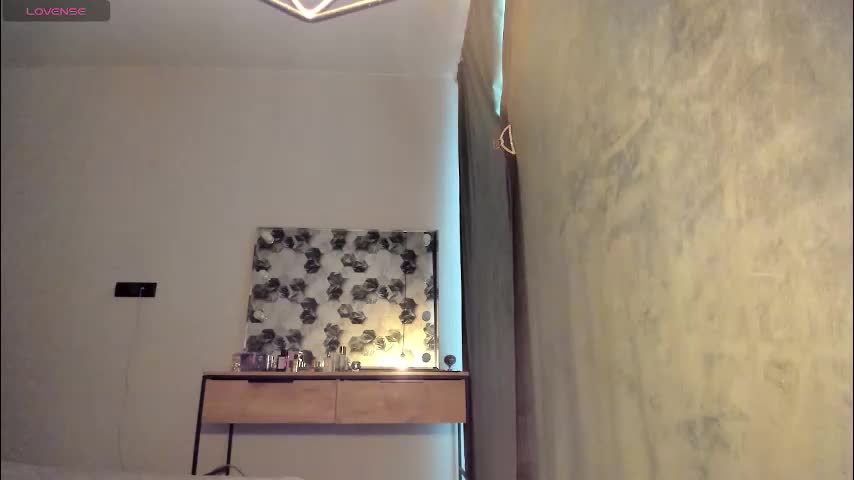 selena_rase Live Sex December 7, 2025