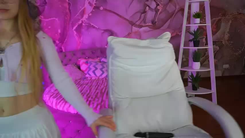 EmilySunshineS Live Sex December 8, 2025