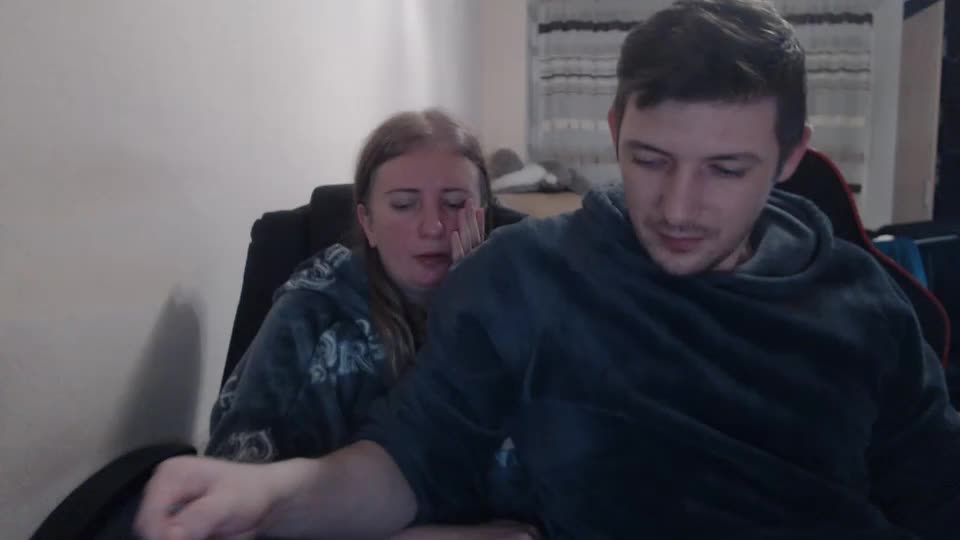 jenisandpeter Live Sex December 13, 2025