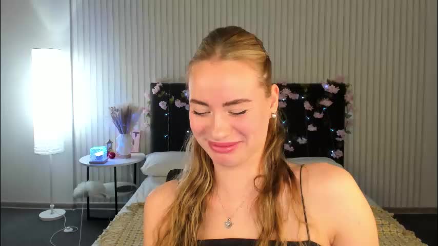 ameli_povilainn Live Sex December 14, 2025