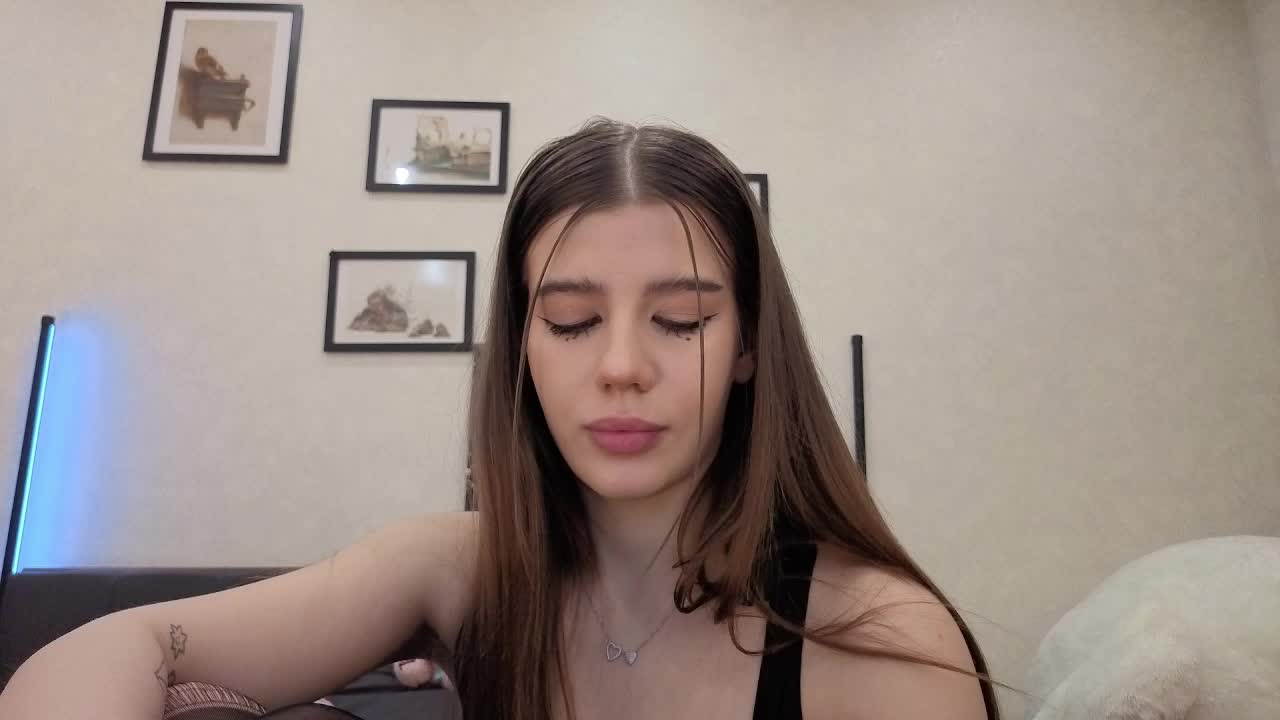 dolly-ll Live Sex December 13, 2025