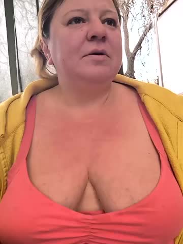 jusichka Live Sex December 8, 2025