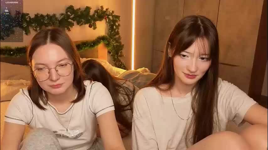 _reverse_gang_ Live Sex December 14, 2025