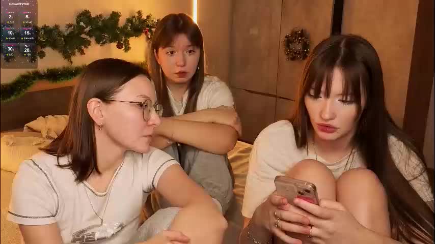 _reverse_gang_ Live Sex December 14, 2025