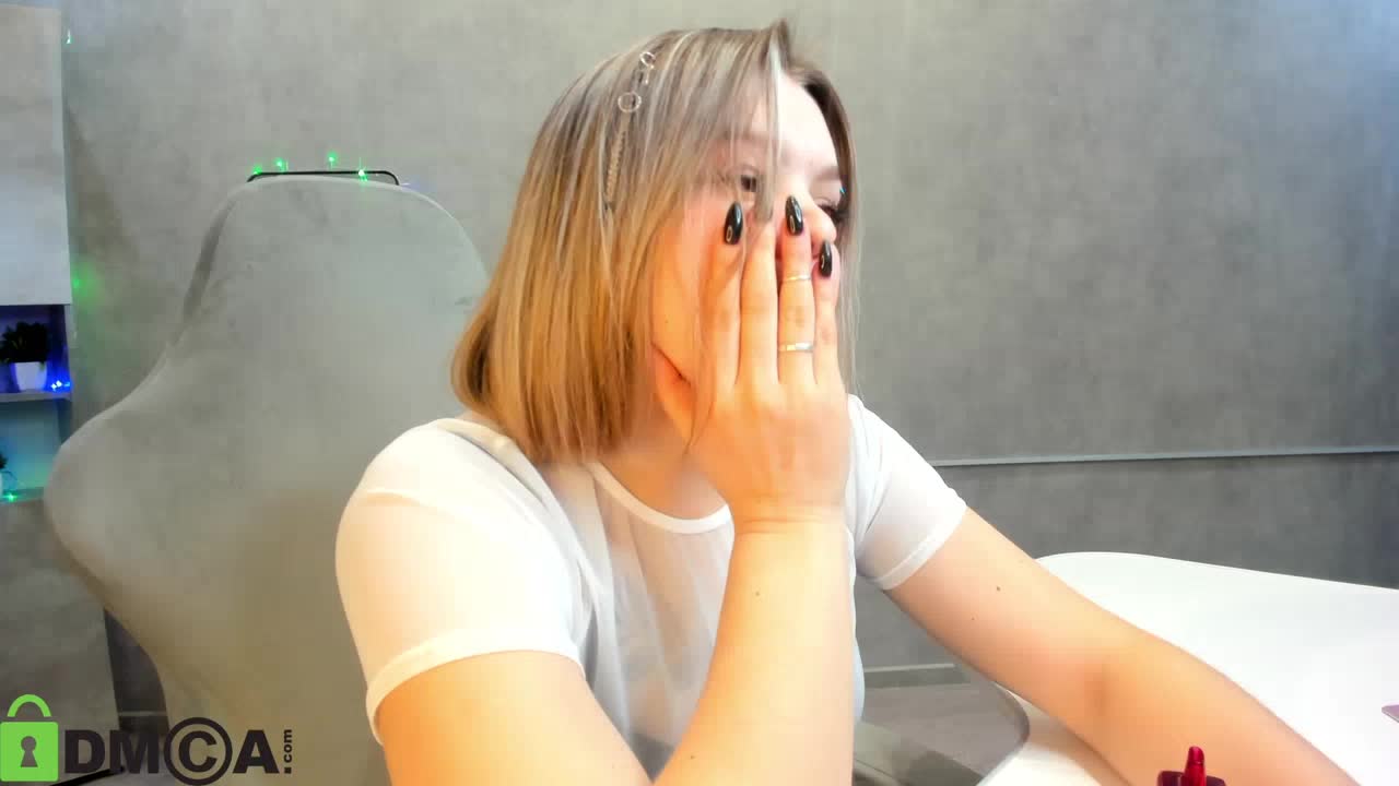 Jerry-Hall Live Sex December 8, 2025