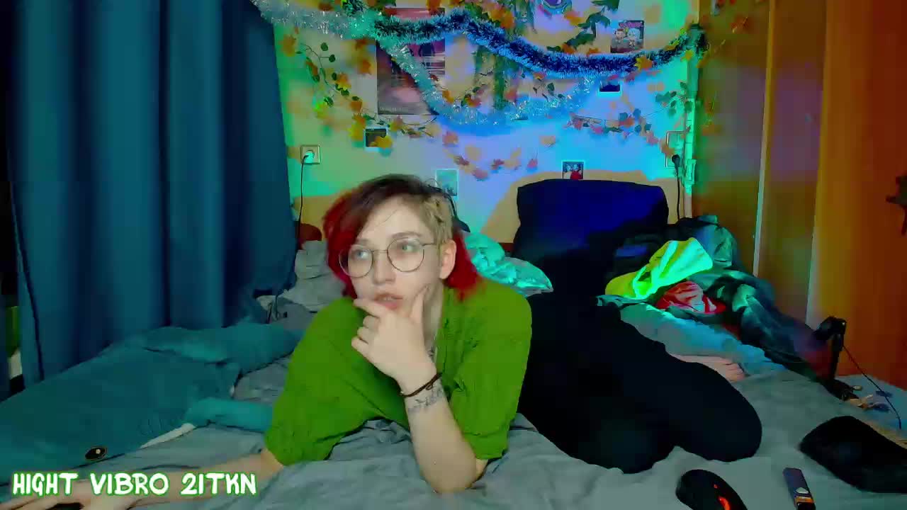 Tricky_Kitsune Live Sex December 12, 2025