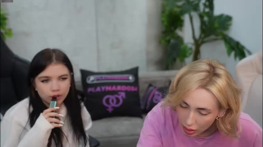 anabel2054 Live Sex December 8, 2025