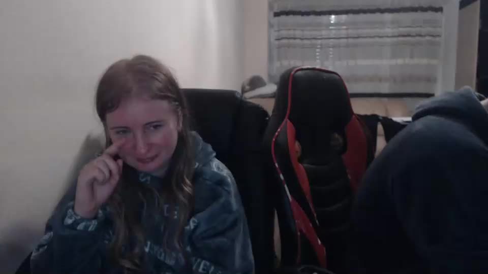 jenisandpeter Live Sex December 13, 2025