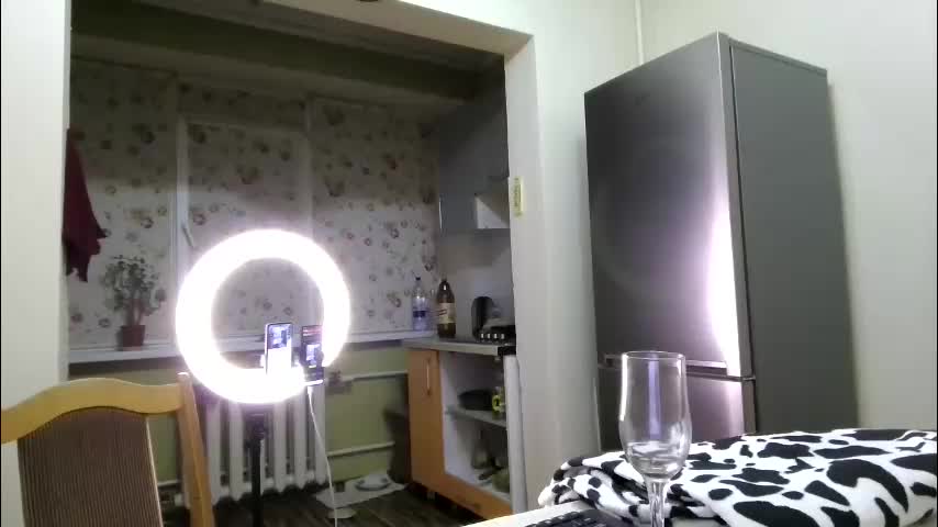 best_ass2000 Live Sex December 14, 2025