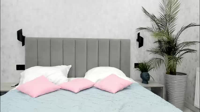 red_mok Live Sex December 8, 2025