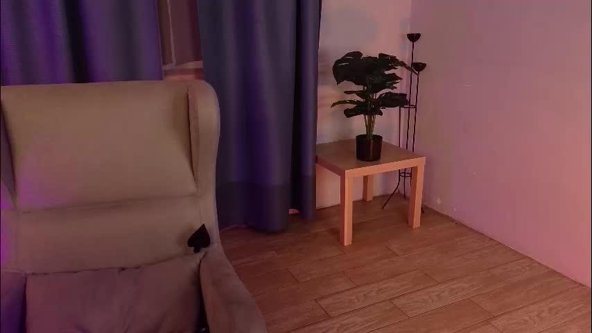 taissa_farmiga Live Sex December 13, 2025