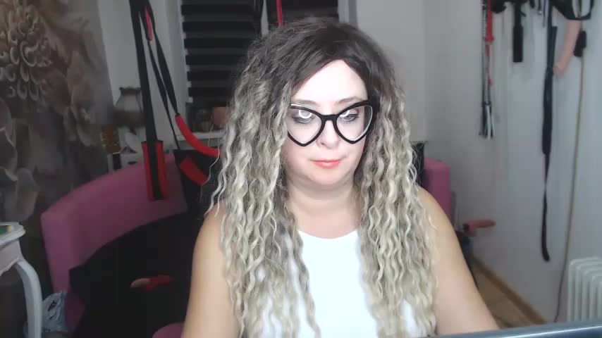 MISSwithDOLLS Live Sex December 13, 2025