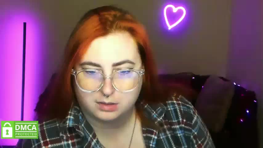 Aliciaredluv Live Sex December 8, 2025