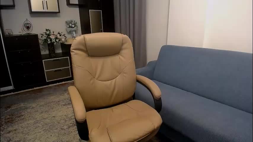 lindaliony Live Sex December 9, 2025