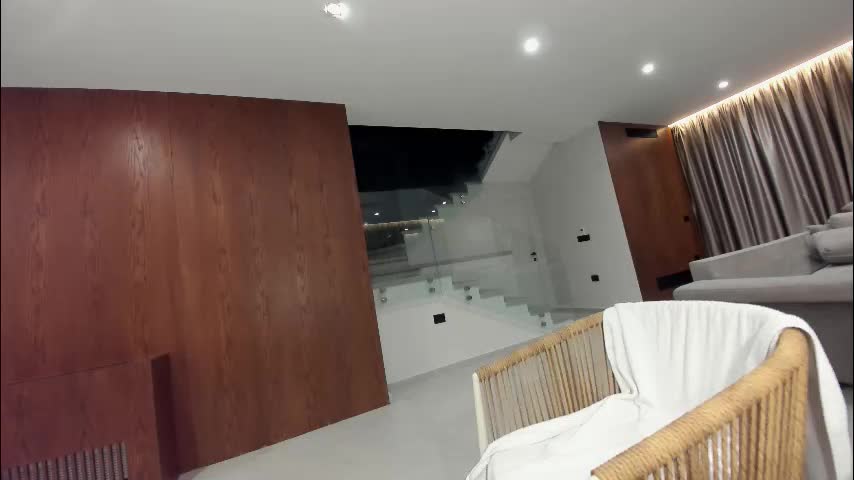 ehotlovea Live Sex December 8, 2025