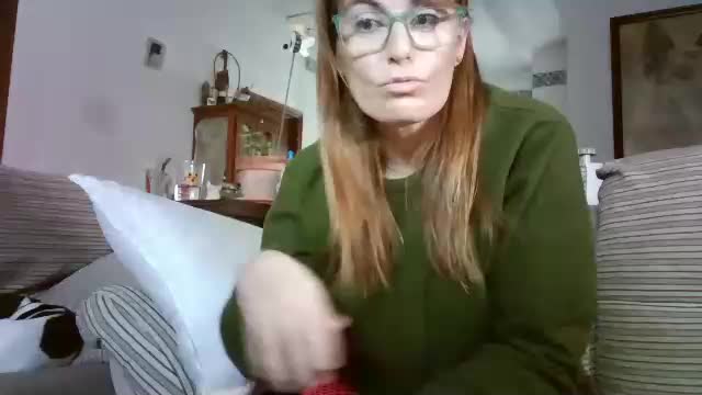 lolahueso Live Sex December 12, 2025