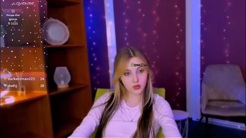 luna_tin Live Sex December 12, 2025