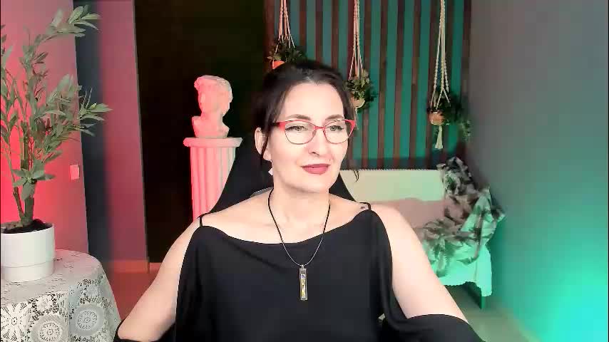 unatera Live Sex December 13, 2025