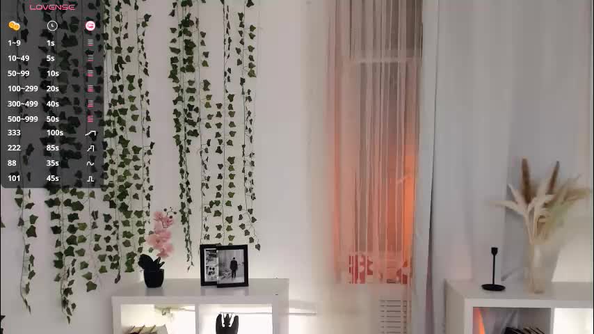 ashley_swan Live Sex December 12, 2025