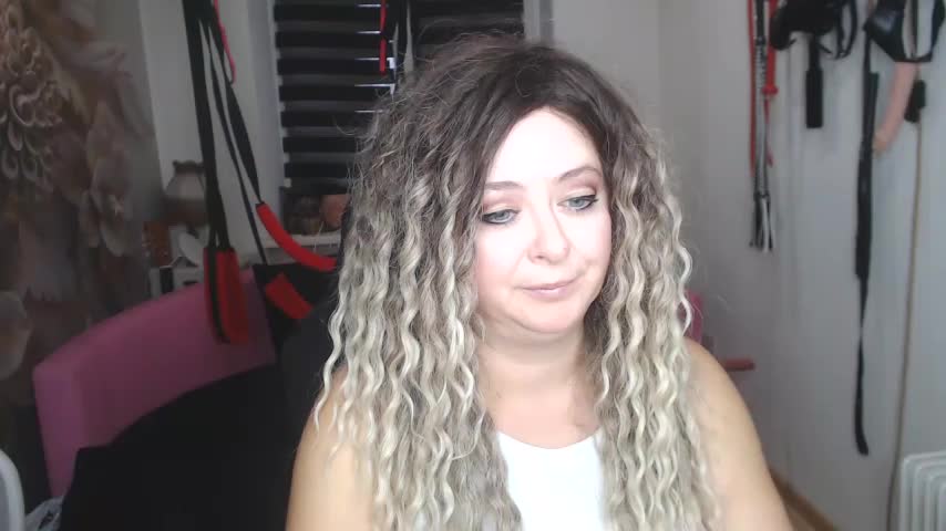 MISSwithDOLLS Live Sex December 13, 2025