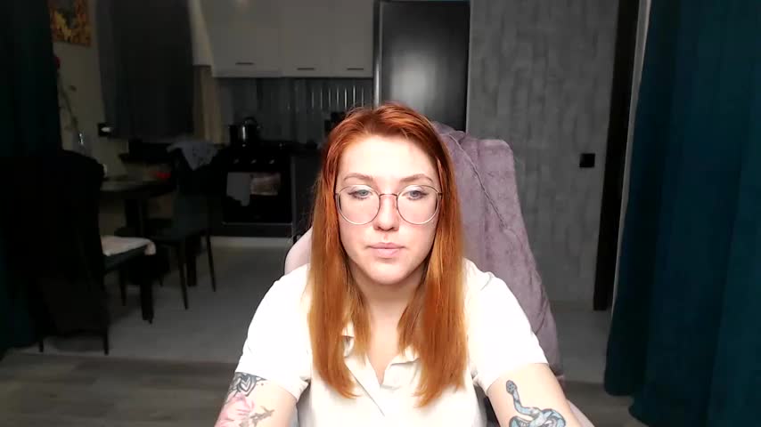 Reginasmilee Live Sex December 13, 2025