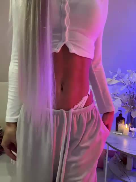 PauLiiine Live Sex December 13, 2025