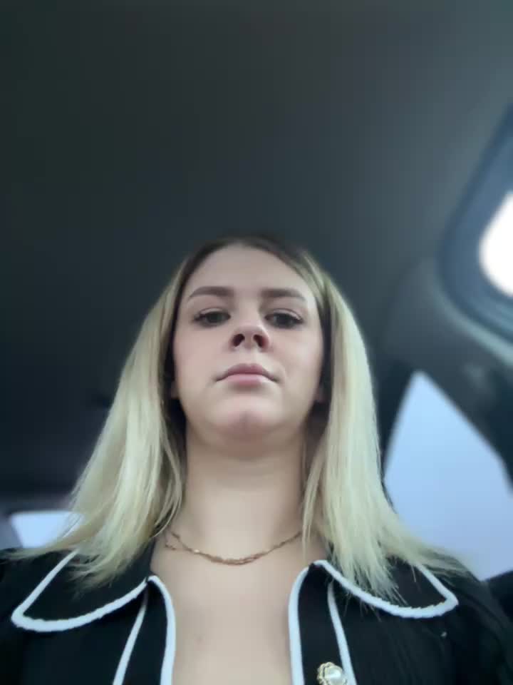 Love_Bri Live Sex December 9, 2025