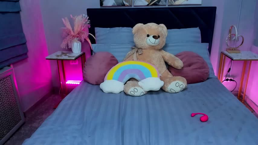 Curvy_Dynamite_ Live Sex December 9, 2025