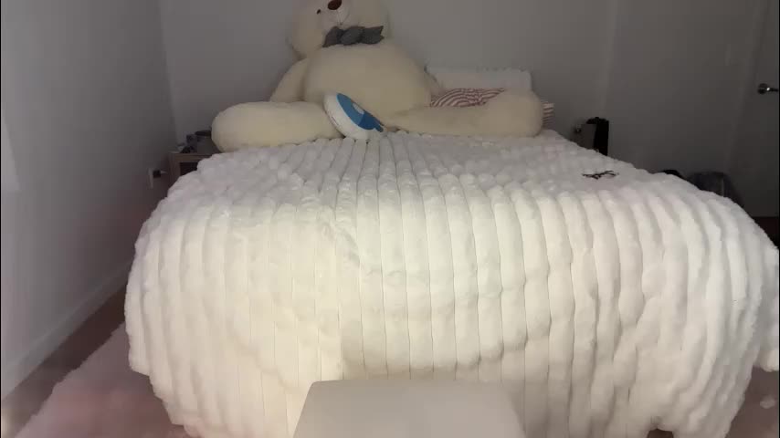 ellieluvs Live Sex December 13, 2025