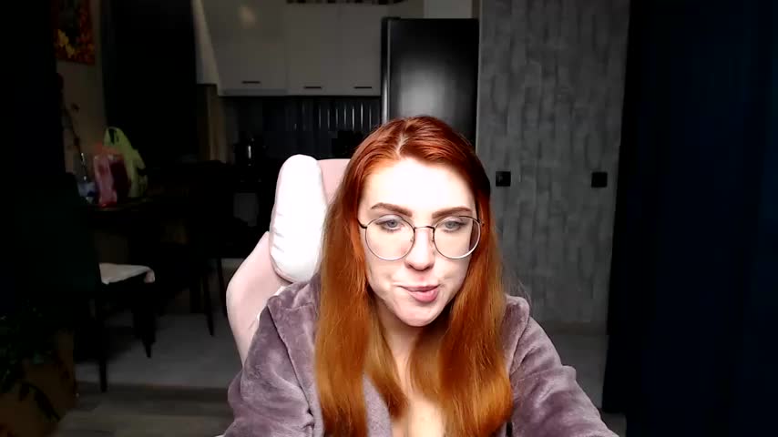 Reginasmilee Live Sex December 13, 2025