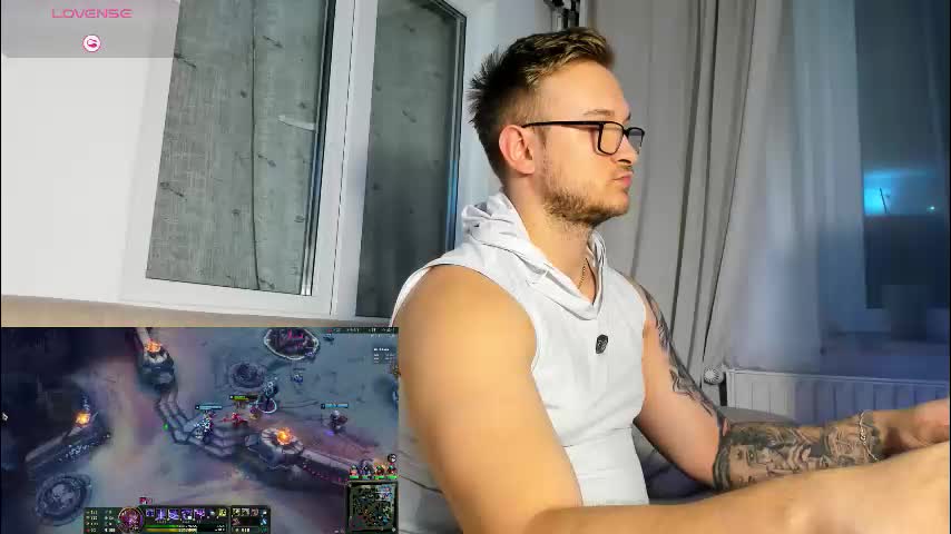 starkiller777550 Live Sex December 9, 2025